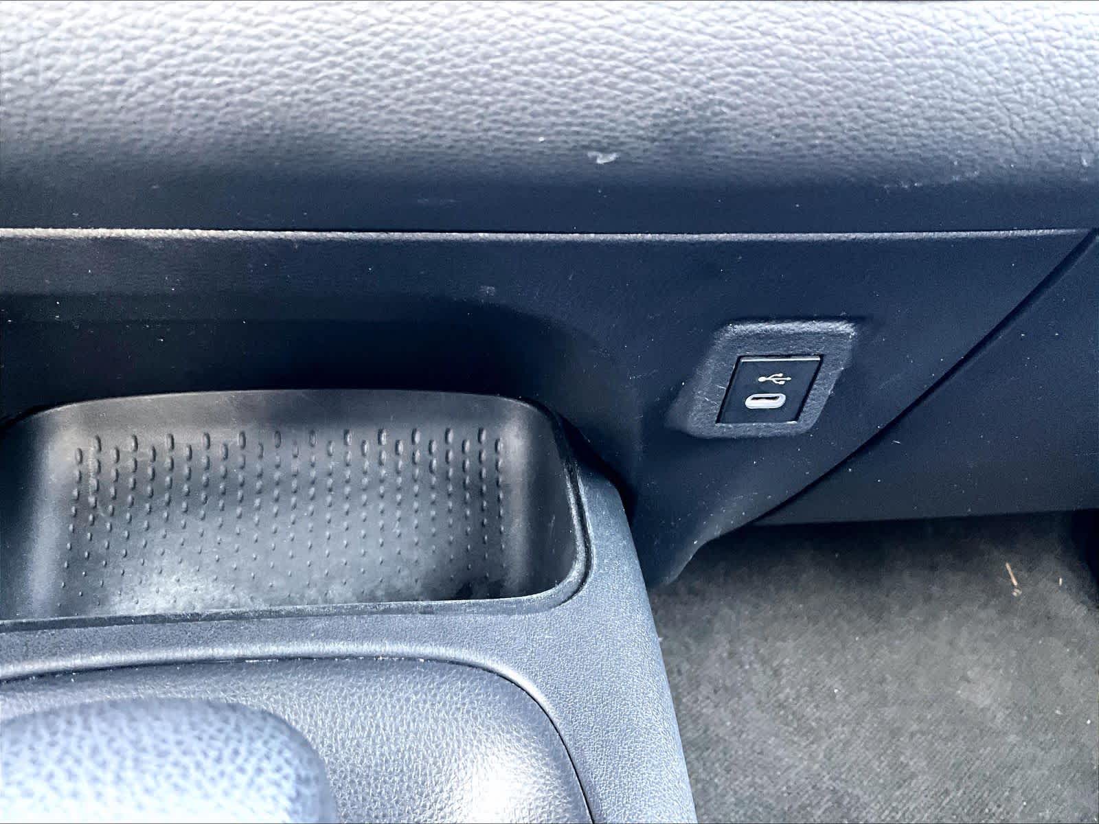 2023 Toyota Corolla LE - Photo 26