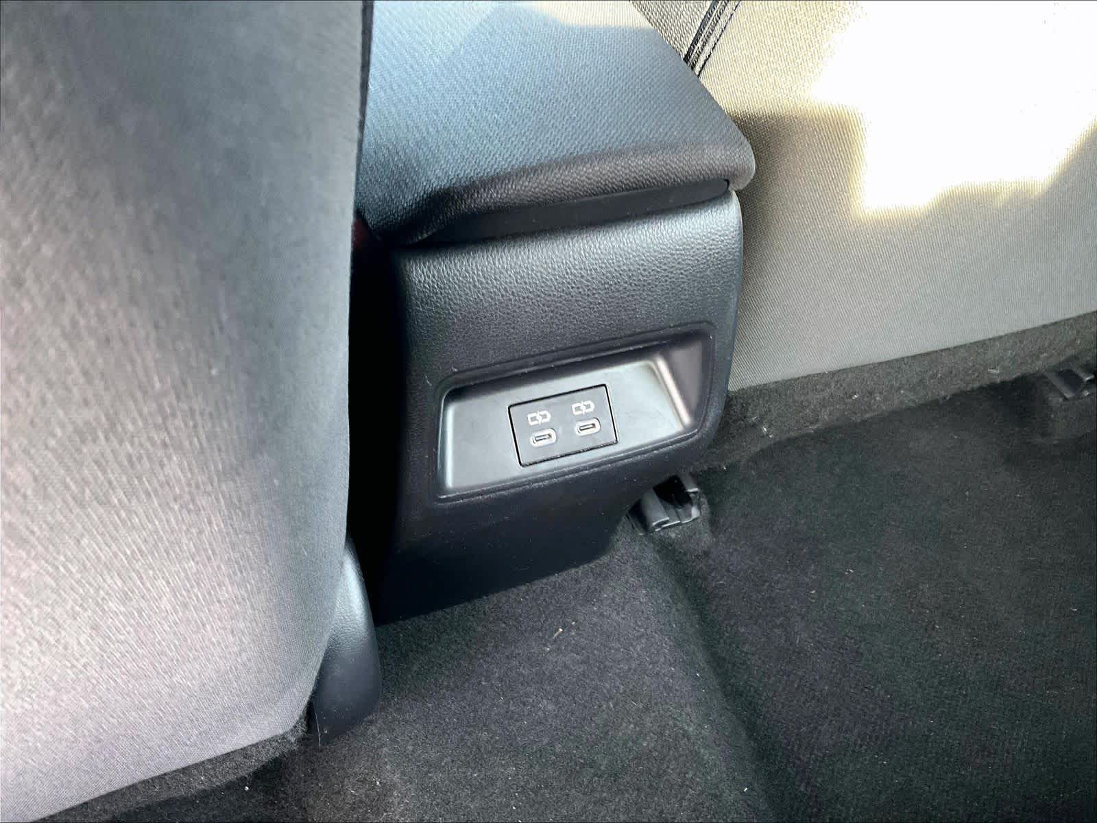 2023 Toyota Corolla LE - Photo 27