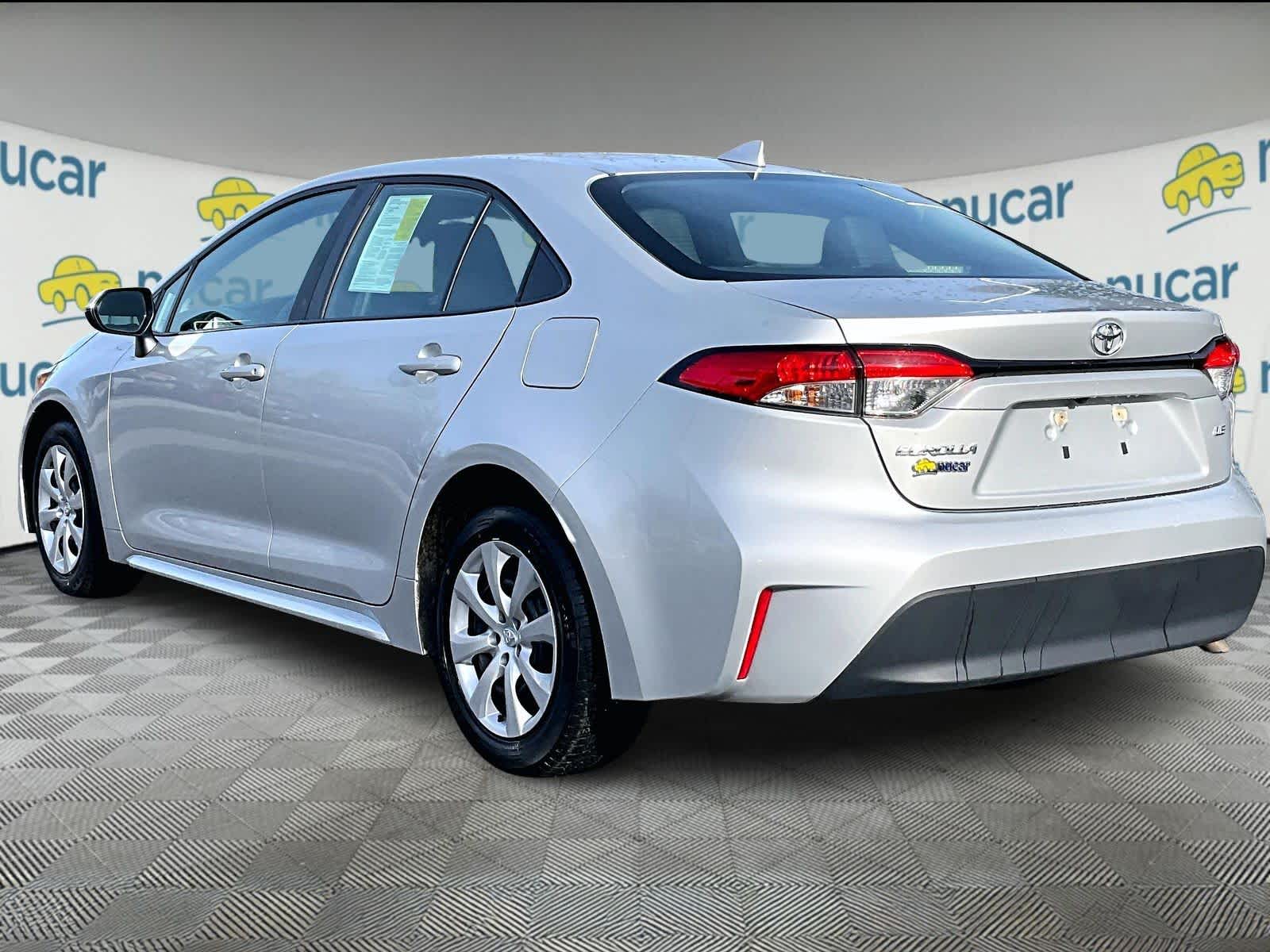 2023 Toyota Corolla LE - Photo 4