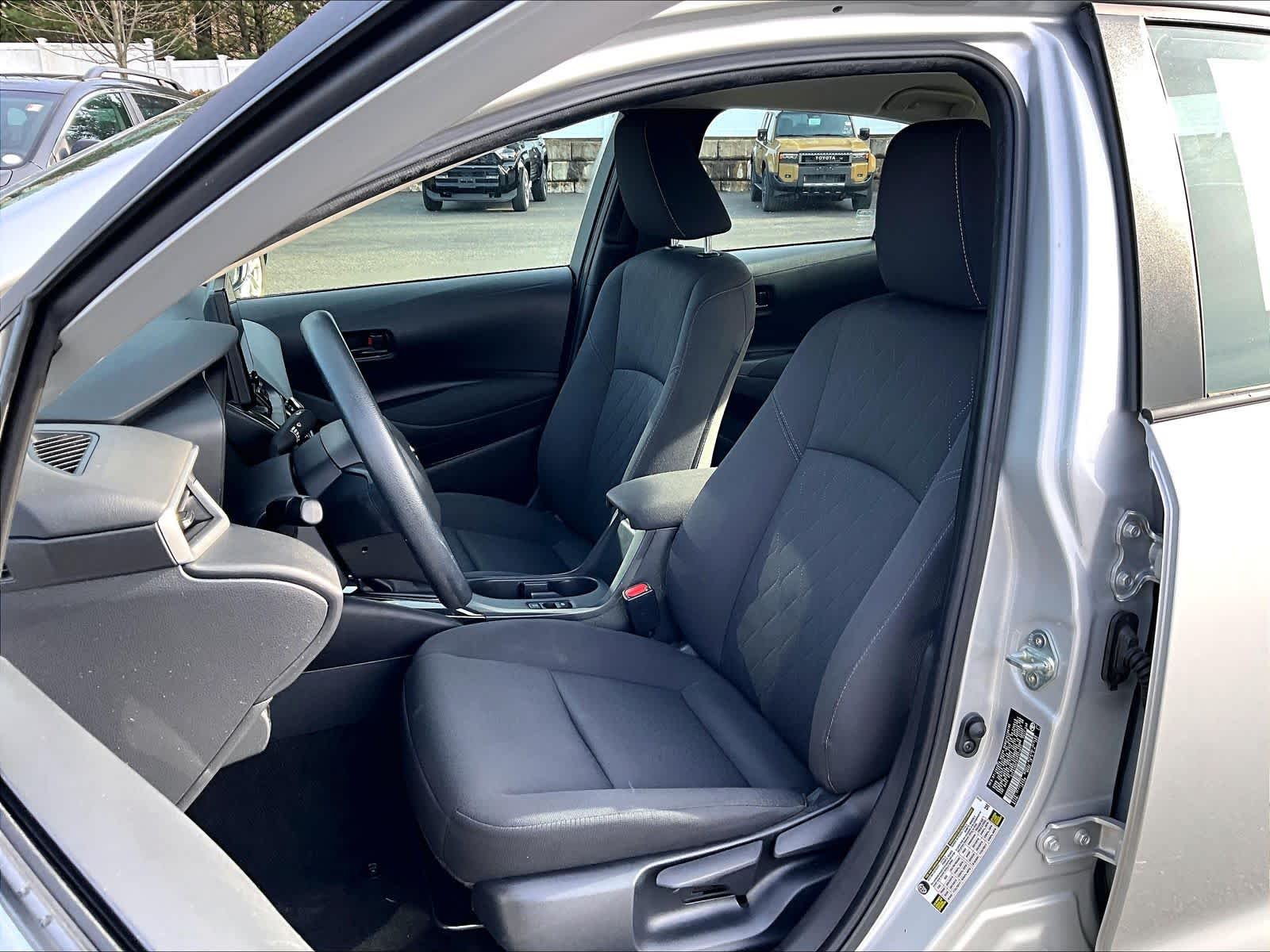 2023 Toyota Corolla LE - Photo 10