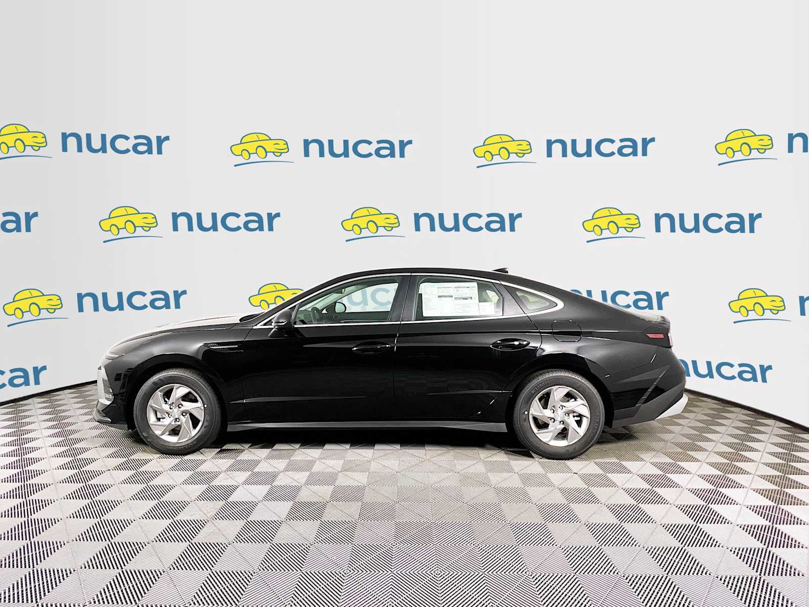 2025 Hyundai Sonata SE - Photo 3