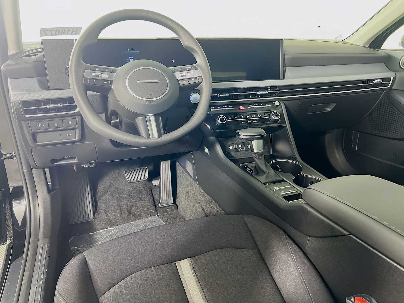 2025 Hyundai Sonata SE - Photo 6