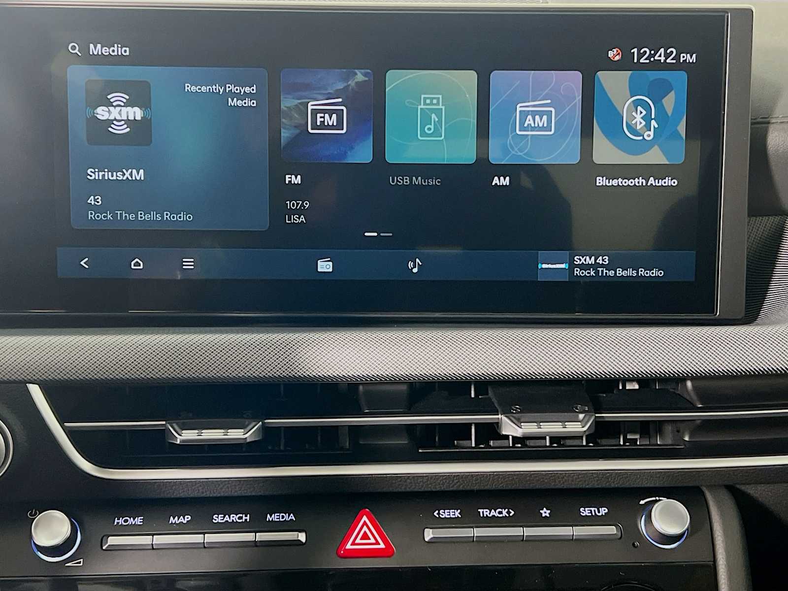 2025 Hyundai Sonata SE - Photo 8
