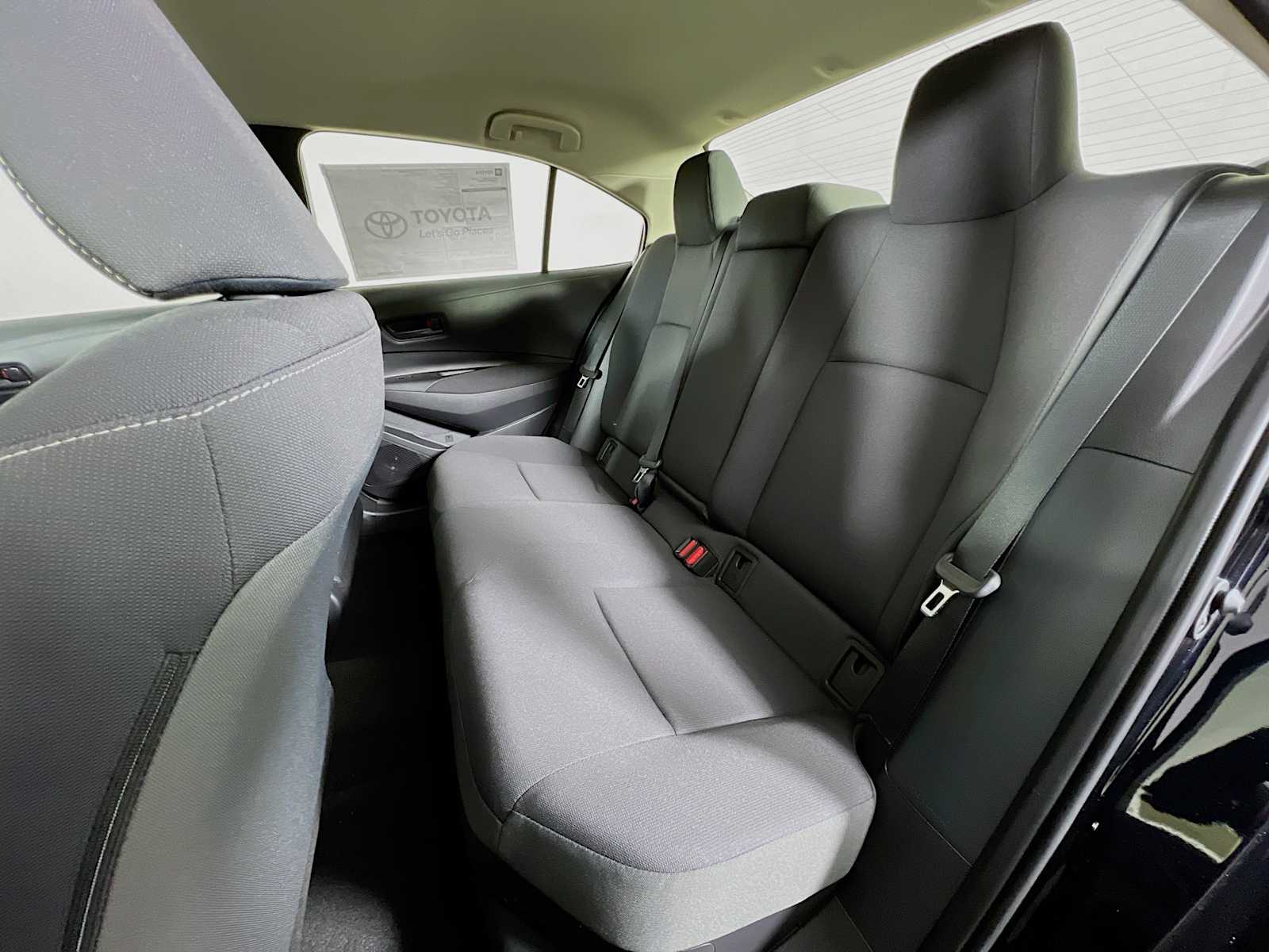 2026 Toyota Corolla Hybrid LE - Photo 13