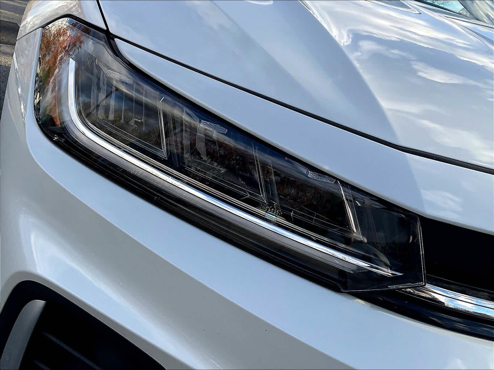 2025 Volkswagen Jetta SE - Photo 32