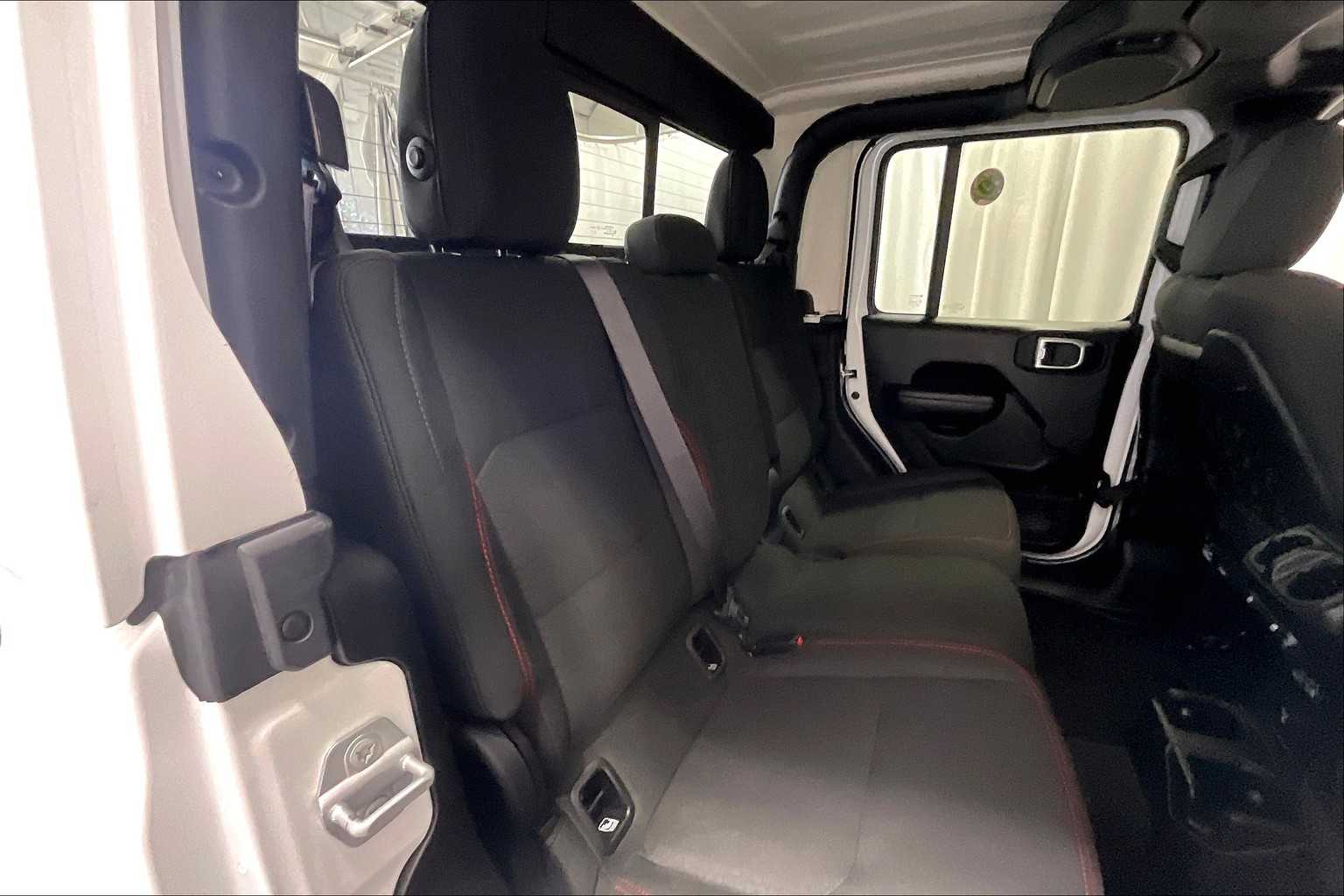 2020 Jeep Gladiator Rubicon - Photo 16