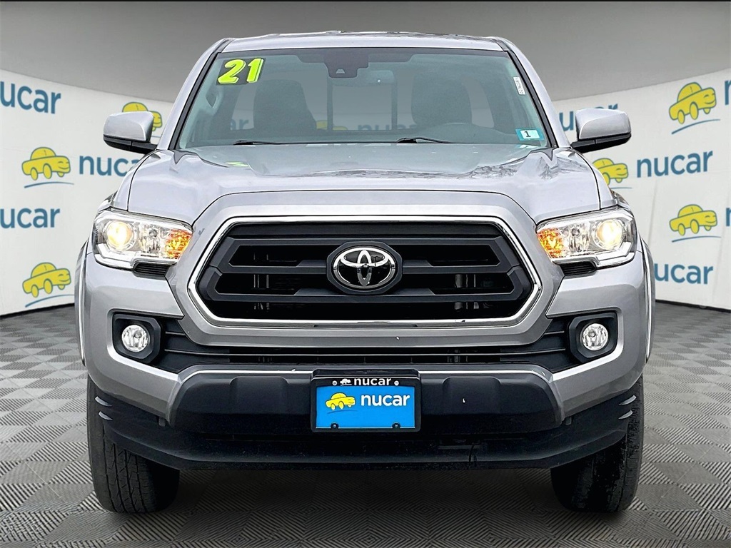 2021 Toyota Tacoma SR5 - Photo 2