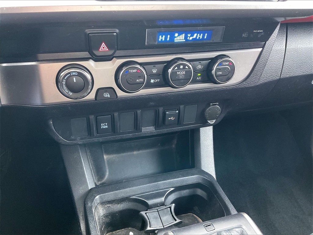 2021 Toyota Tacoma SR5 - Photo 24