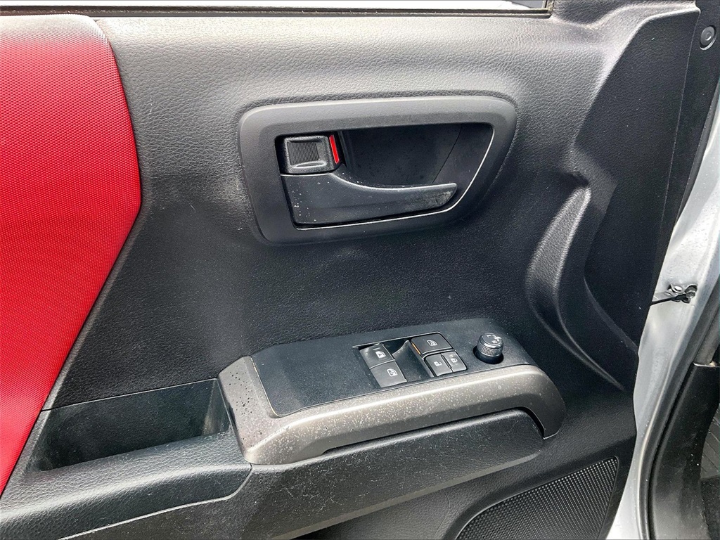 2021 Toyota Tacoma SR5 - Photo 34