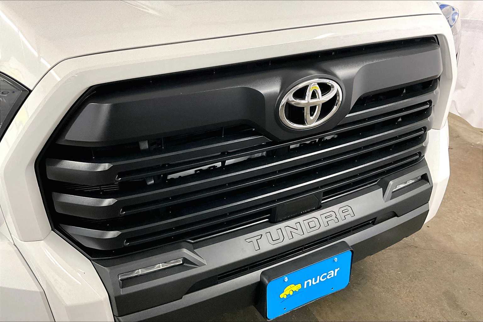 2025 Toyota Tundra SR5 - Photo 32