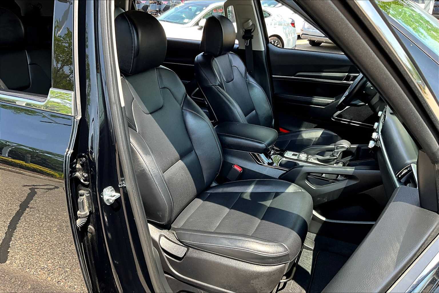 2022 Kia Telluride LX - Photo 11