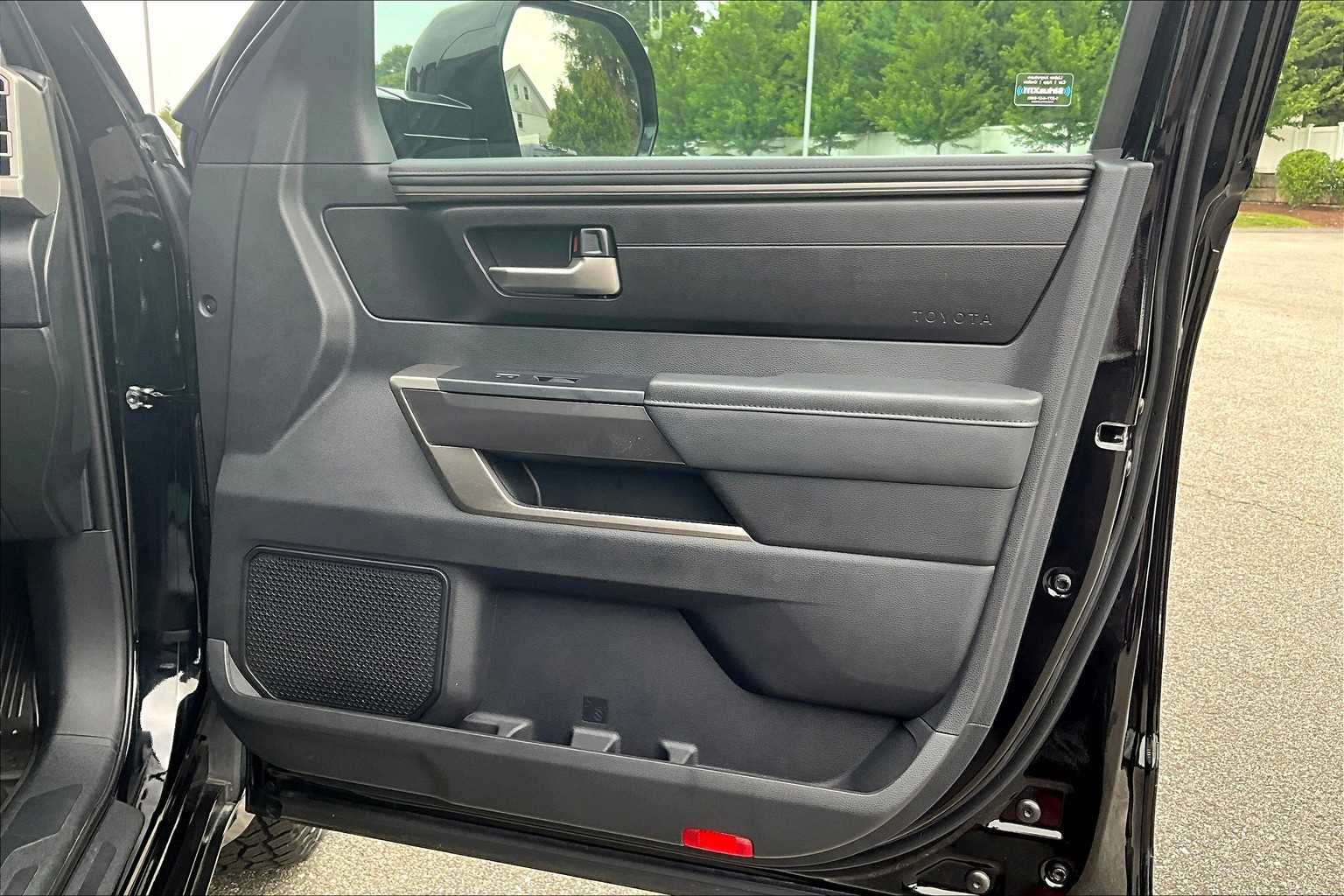 2022 Toyota Tundra SR5 - Photo 12