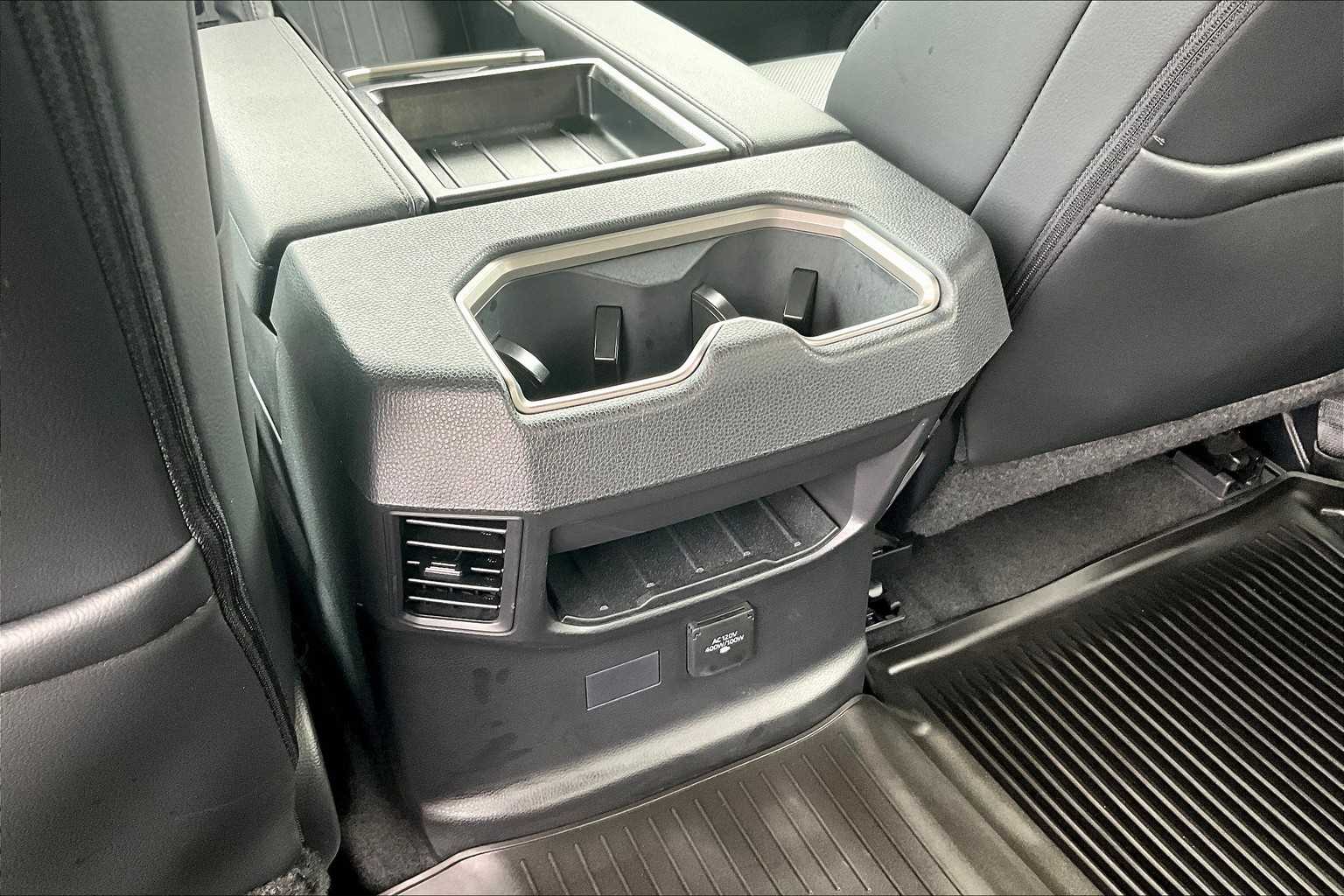 2022 Toyota Tundra SR5 - Photo 28