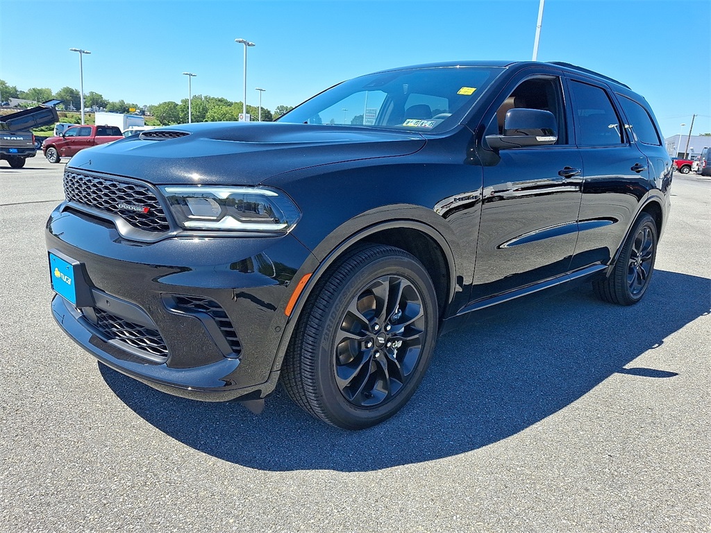 2025 Dodge Durango R/T Plus - Photo 2