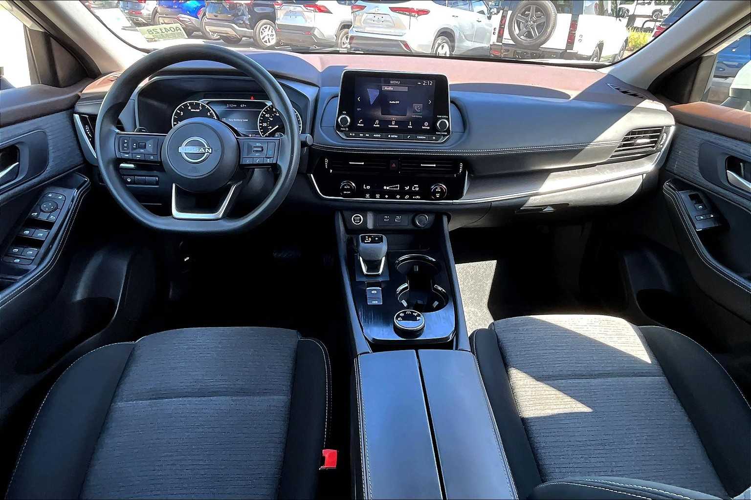 2022 Nissan Rogue SV - Photo 21