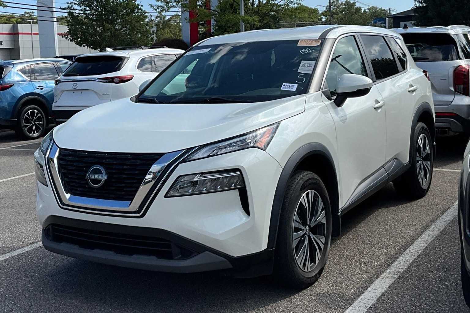 2022 Nissan Rogue SV - Photo 3