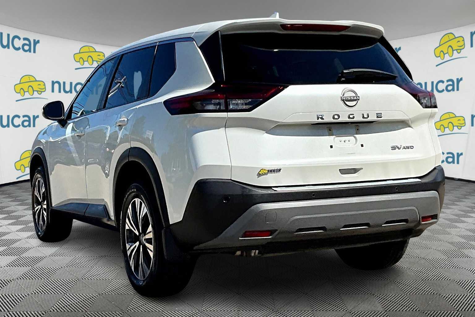 2022 Nissan Rogue SV - Photo 4