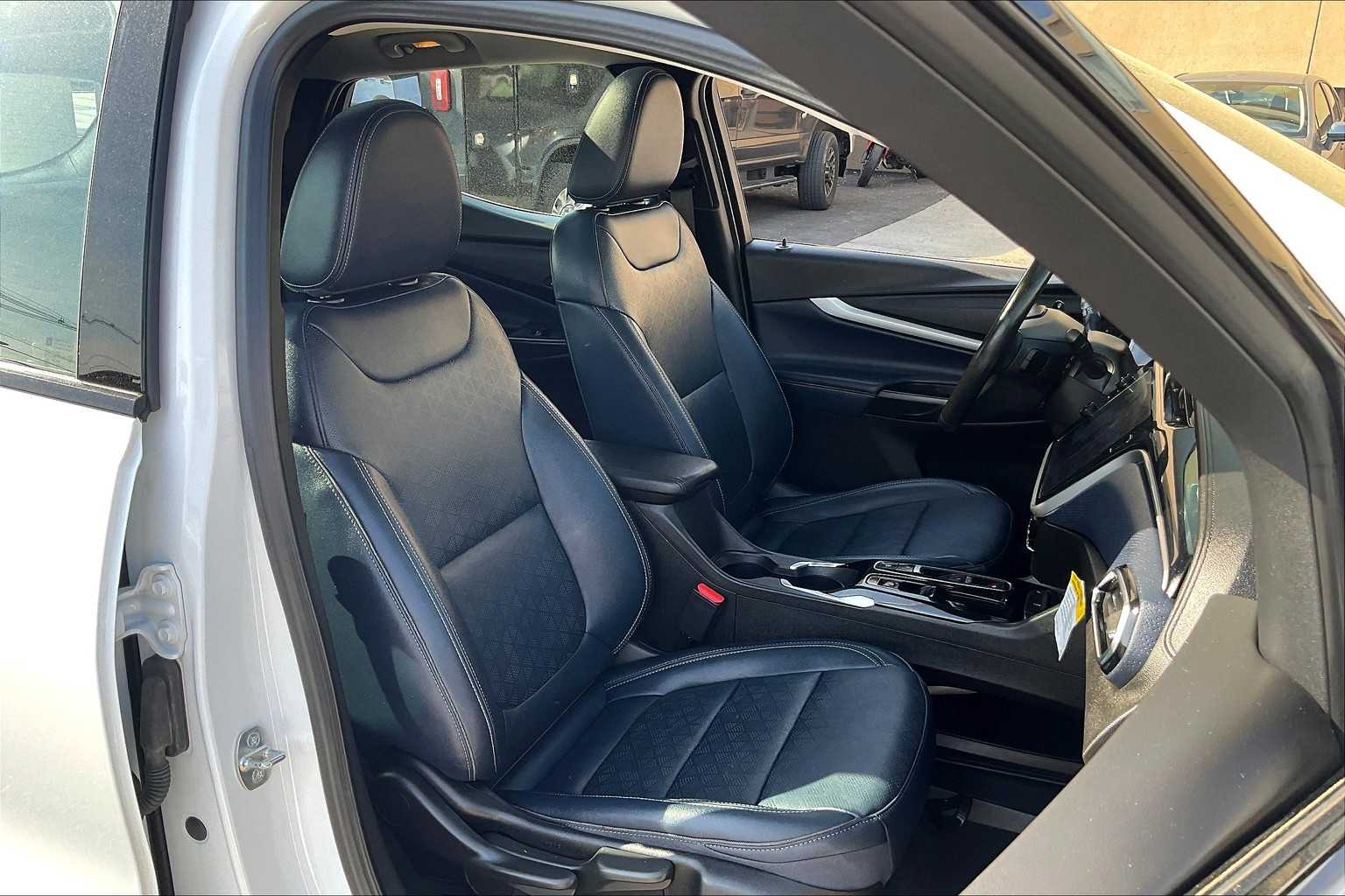 2022 Chevrolet Bolt EUV Premier - Photo 11