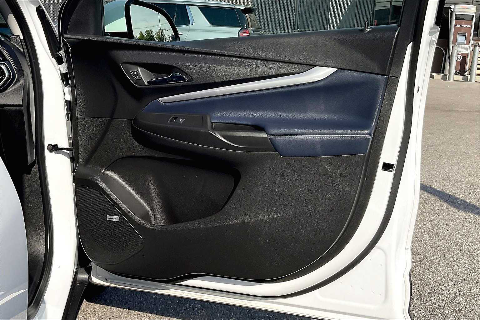 2022 Chevrolet Bolt EUV Premier - Photo 12