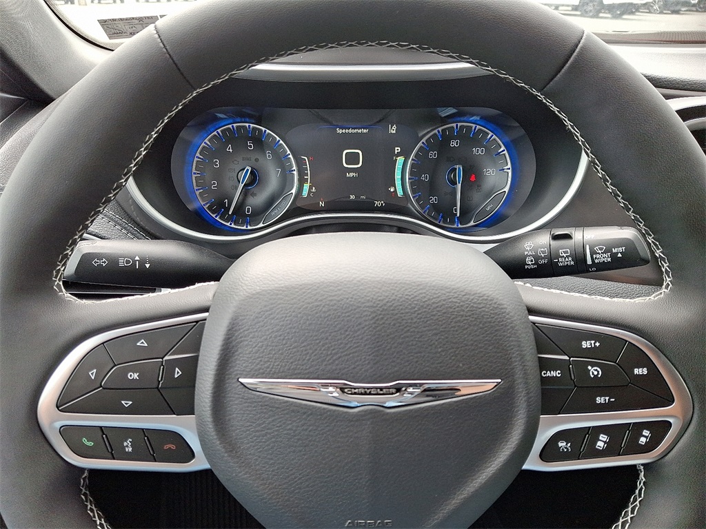 2025 Chrysler Pacifica Select - Photo 15