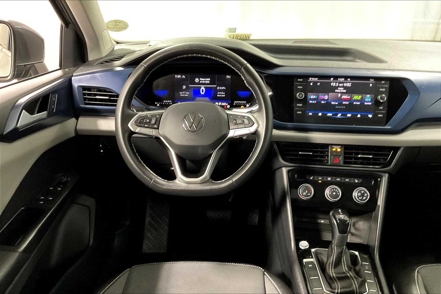 2023 Volkswagen Taos SE - Photo 18