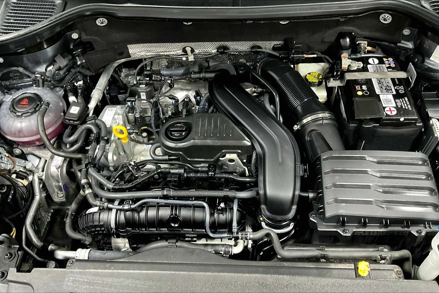 2023 Volkswagen Taos SE - Photo 35