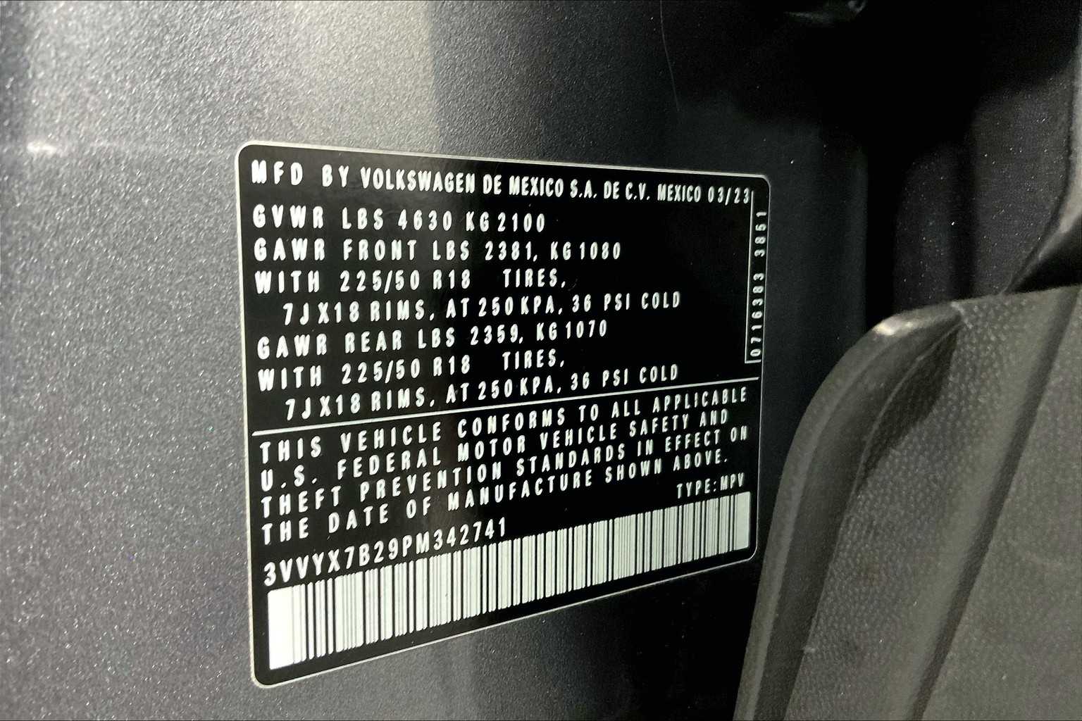 2023 Volkswagen Taos SE - Photo 36