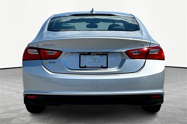 2017 Chevrolet Malibu LT - Photo 5