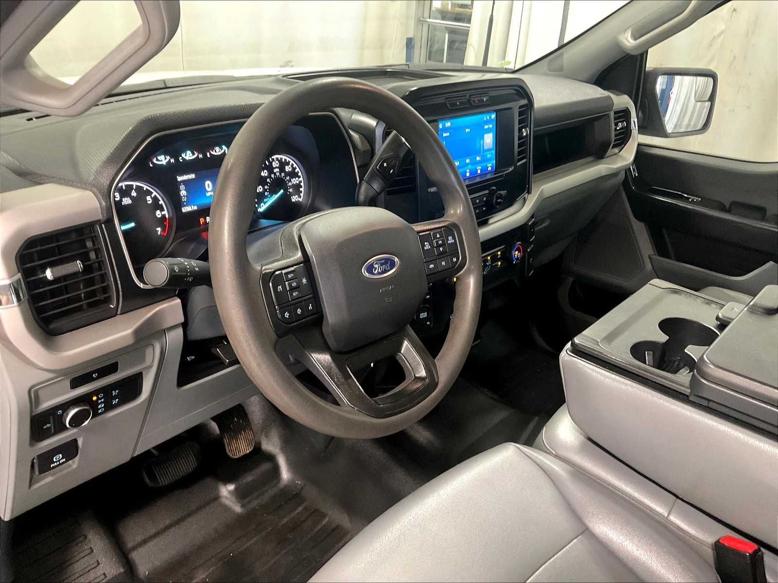 2022 Ford F-150 XL - Photo 8