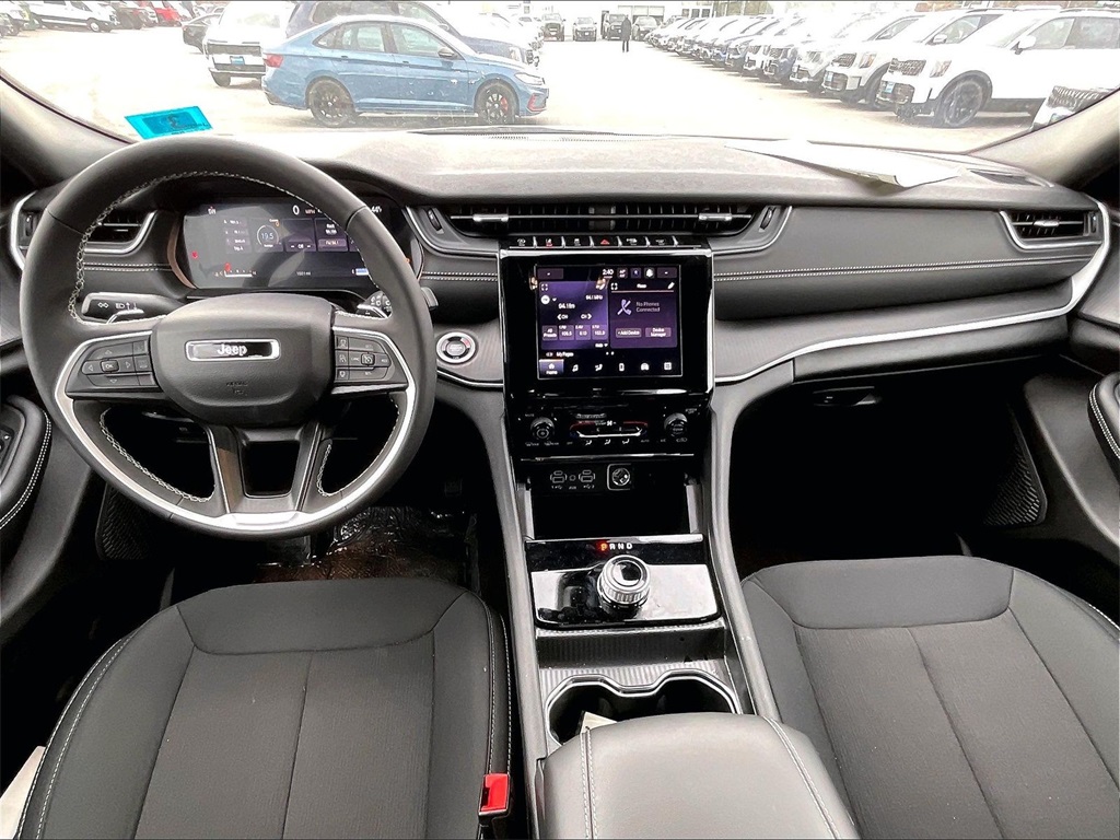 2025 Jeep Grand Cherokee L Laredo - Photo 12