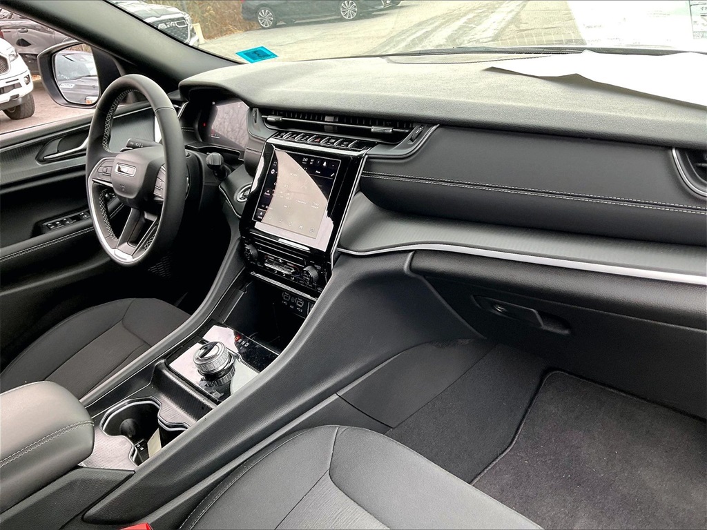 2025 Jeep Grand Cherokee L Laredo - Photo 10