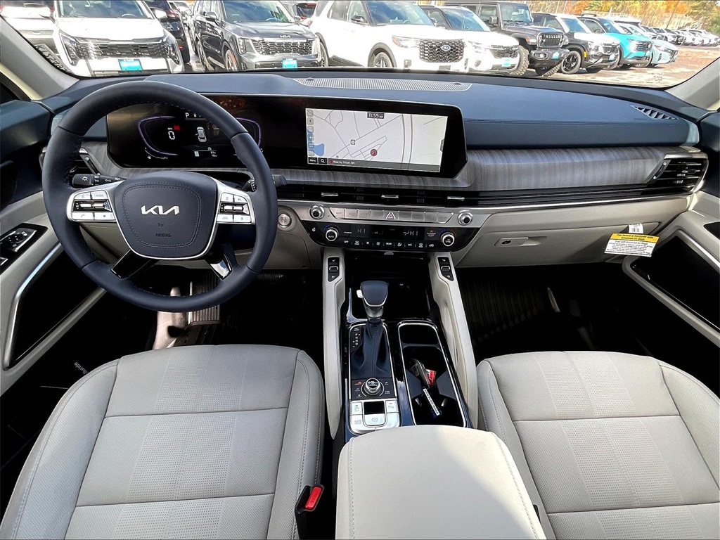 2025 Kia Telluride EX - Photo 12