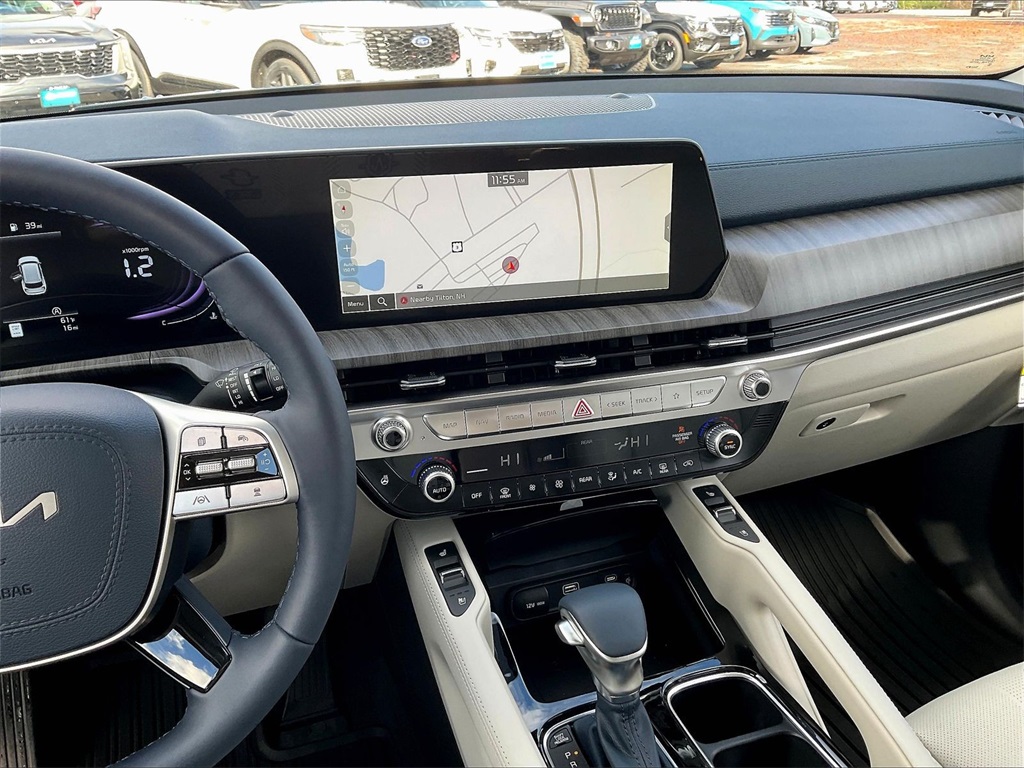 2025 Kia Telluride EX - Photo 13