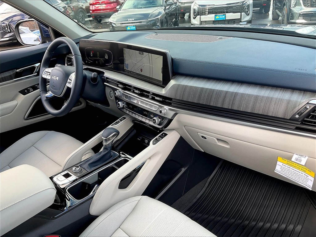 2025 Kia Telluride EX - Photo 10