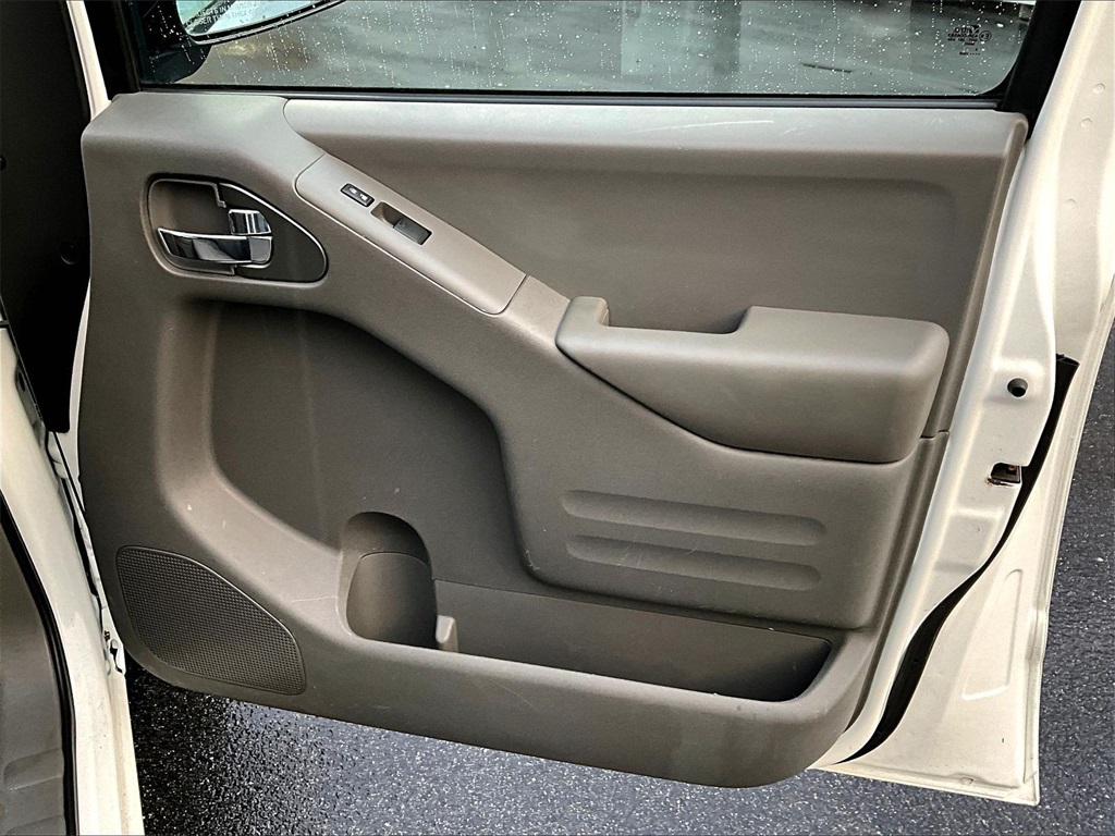 2019 Nissan Frontier SV - Photo 12