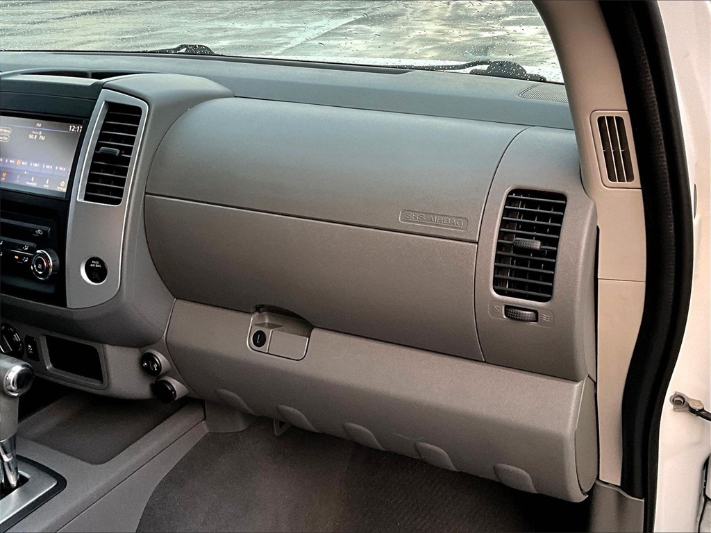 2019 Nissan Frontier SV - Photo 13