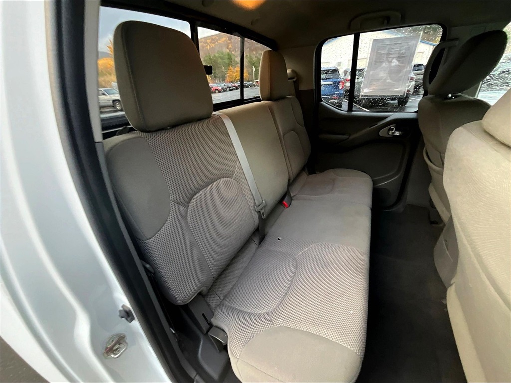 2019 Nissan Frontier SV - Photo 16