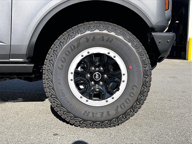 2025 Ford Bronco Badlands - Photo 13