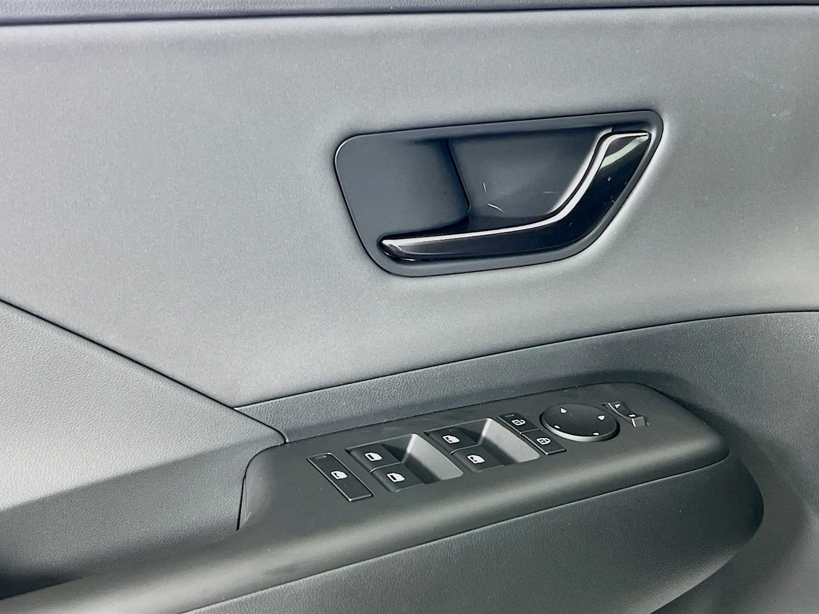 2025 Hyundai Kona N Line S - Photo 16