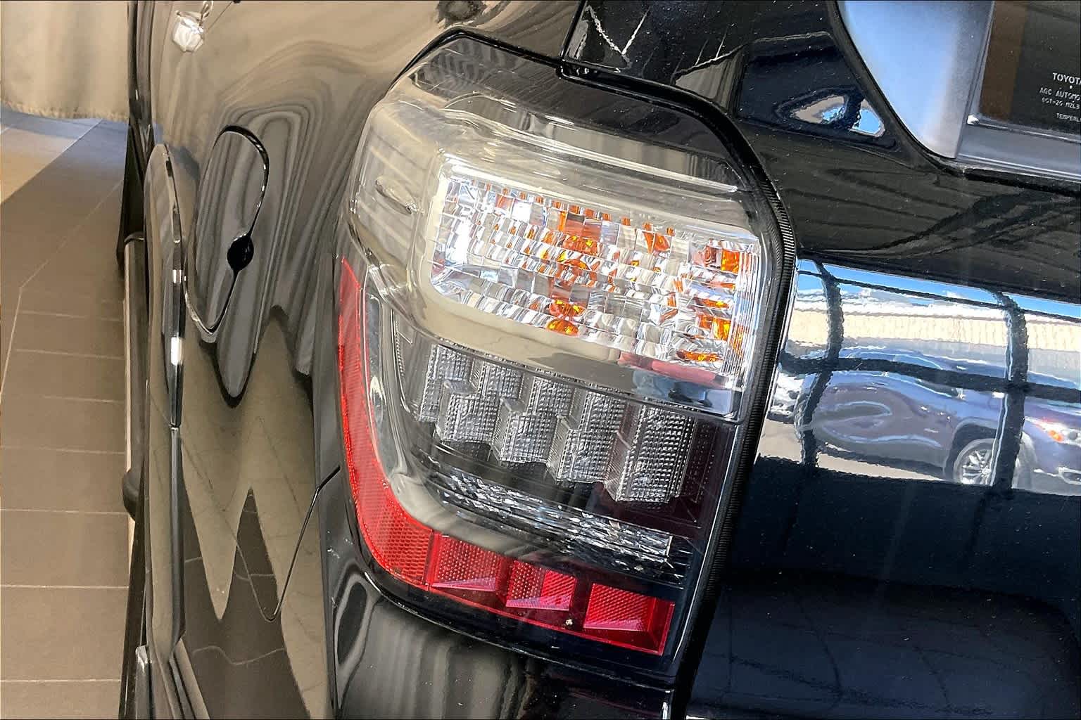 2017 Toyota 4Runner Limited - Photo 33