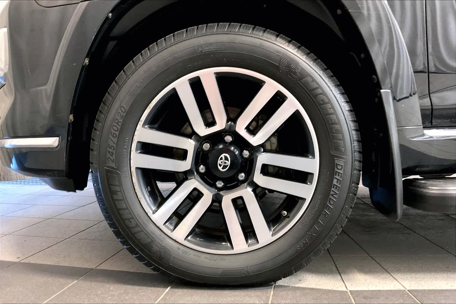 2017 Toyota 4Runner Limited - Photo 7