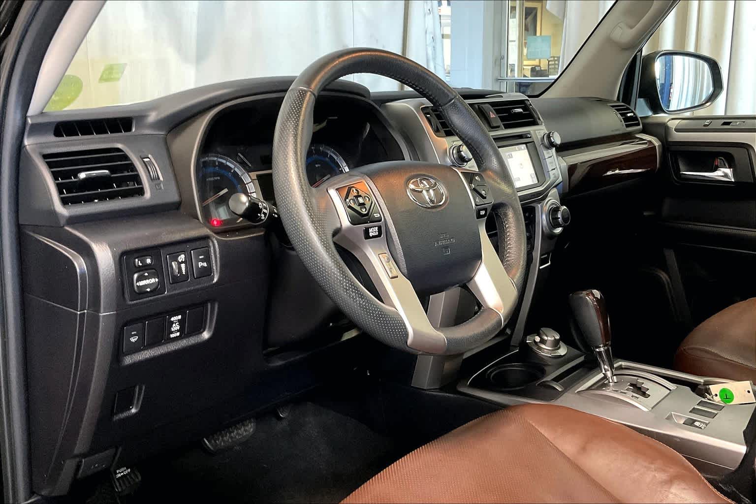 2017 Toyota 4Runner Limited - Photo 8