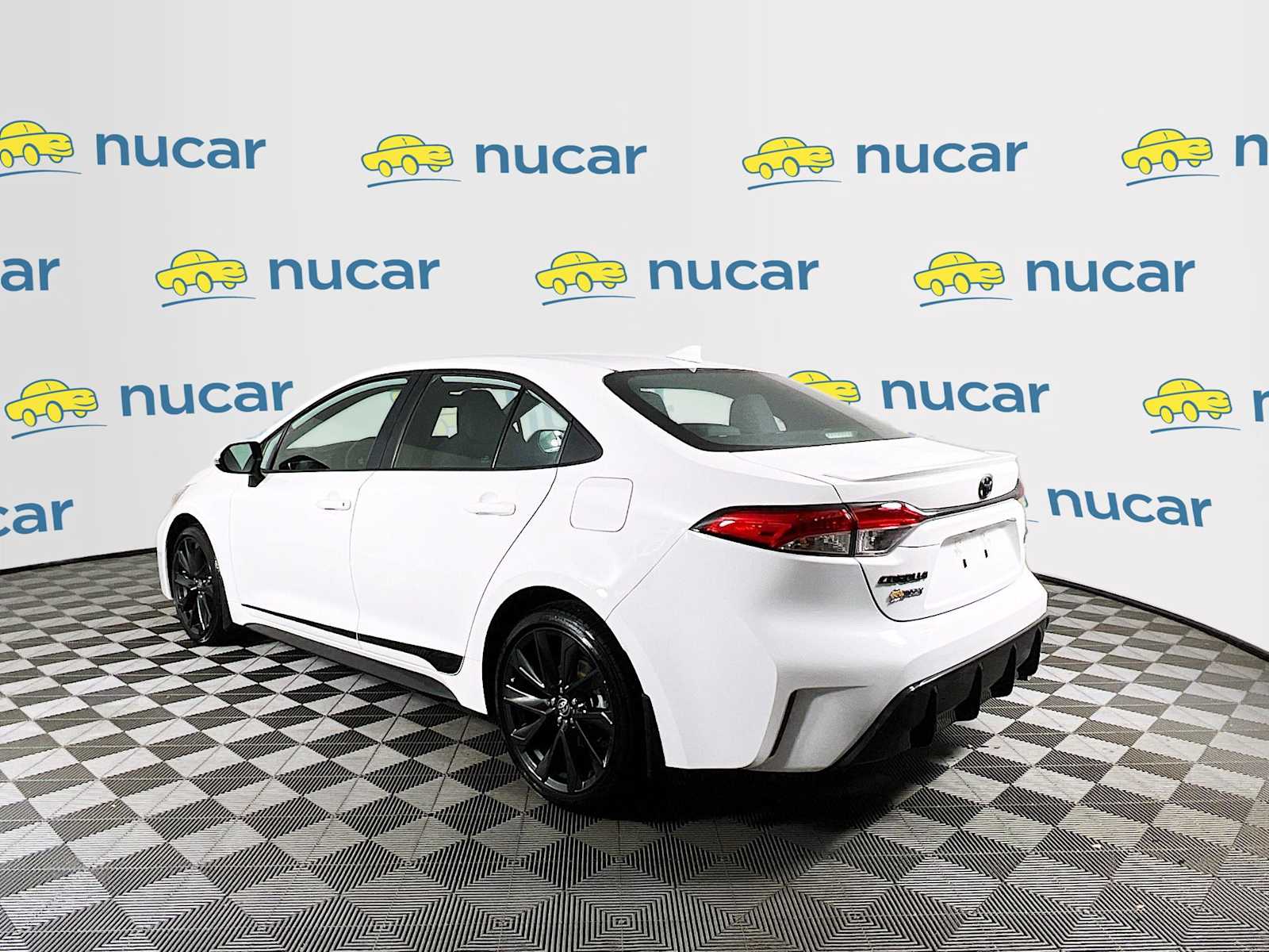 2023 Toyota Corolla SE - Photo 5