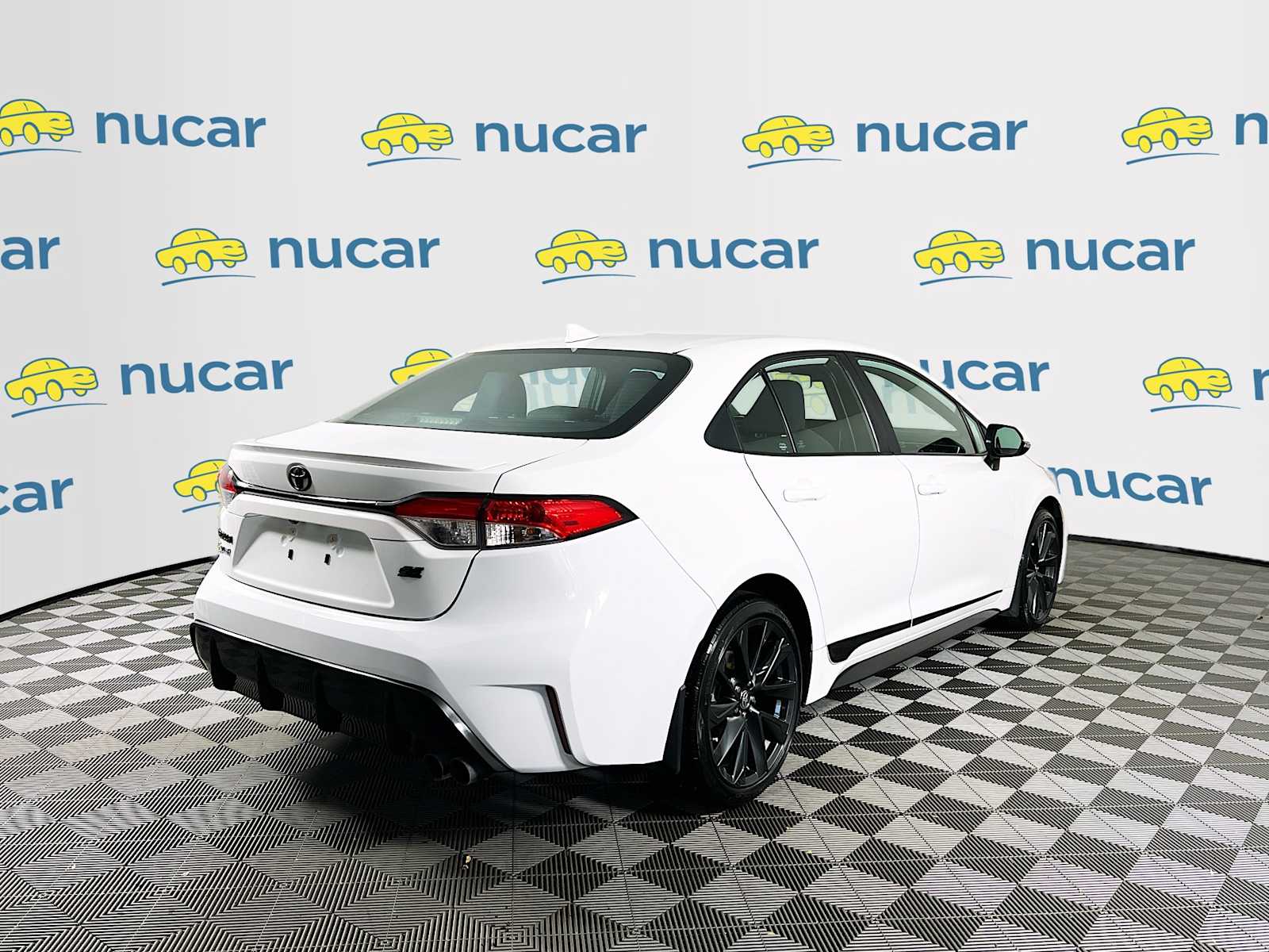 2023 Toyota Corolla SE - Photo 7