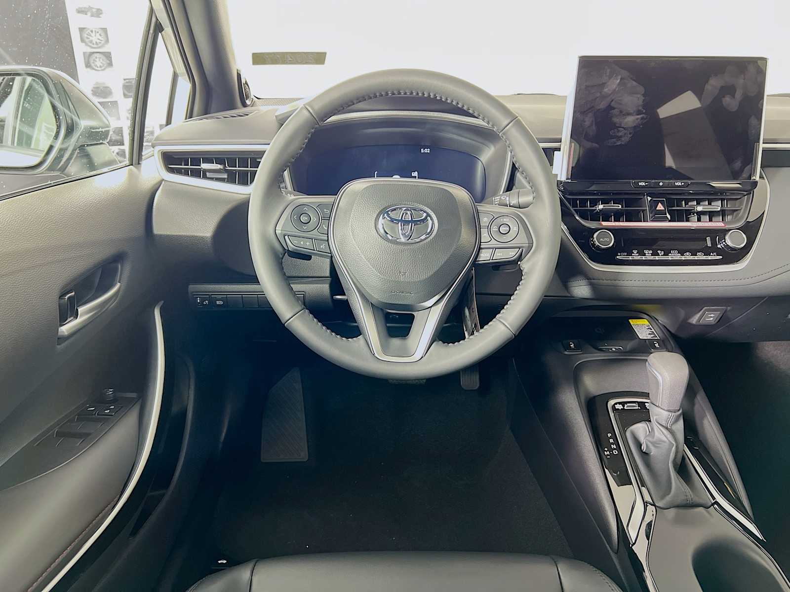 2026 Toyota Corolla XSE - Photo 14