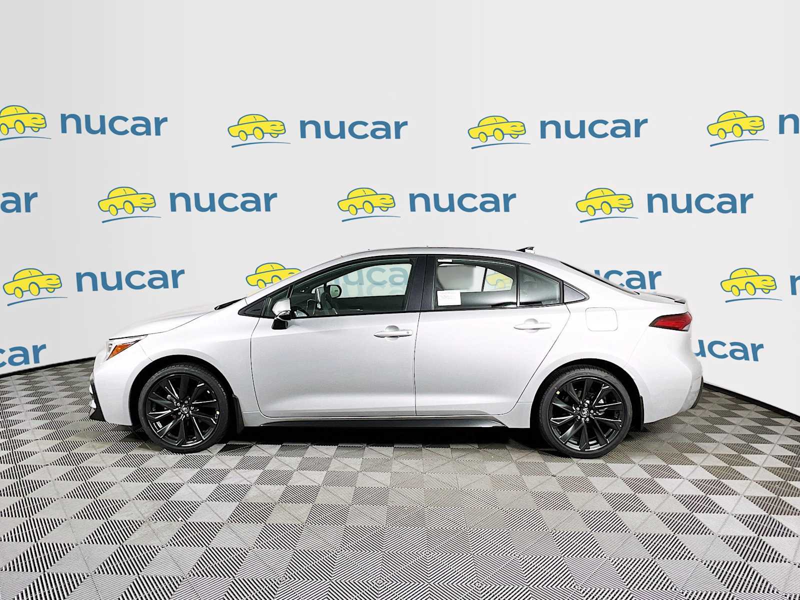 2026 Toyota Corolla XSE - Photo 3