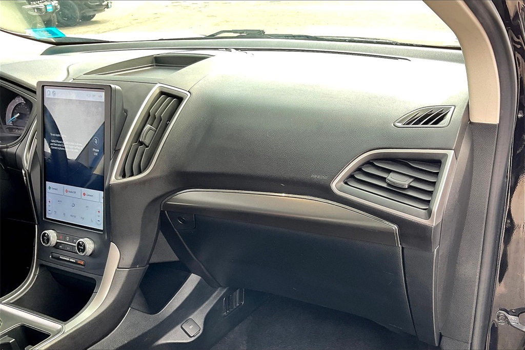 2022 Ford Edge SEL - Photo 12