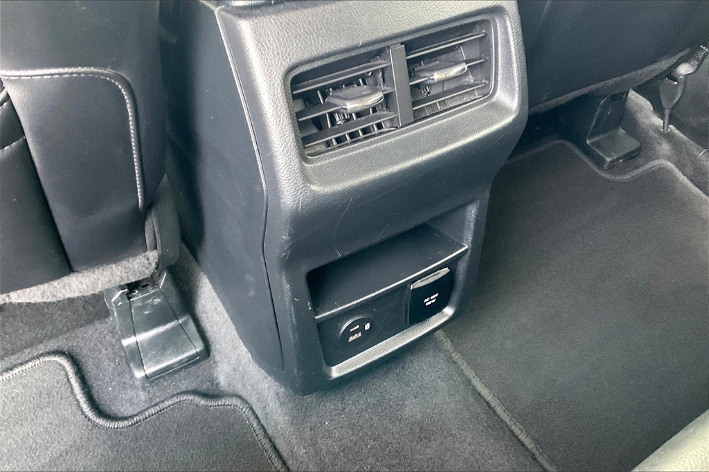 2022 Ford Edge SEL - Photo 26
