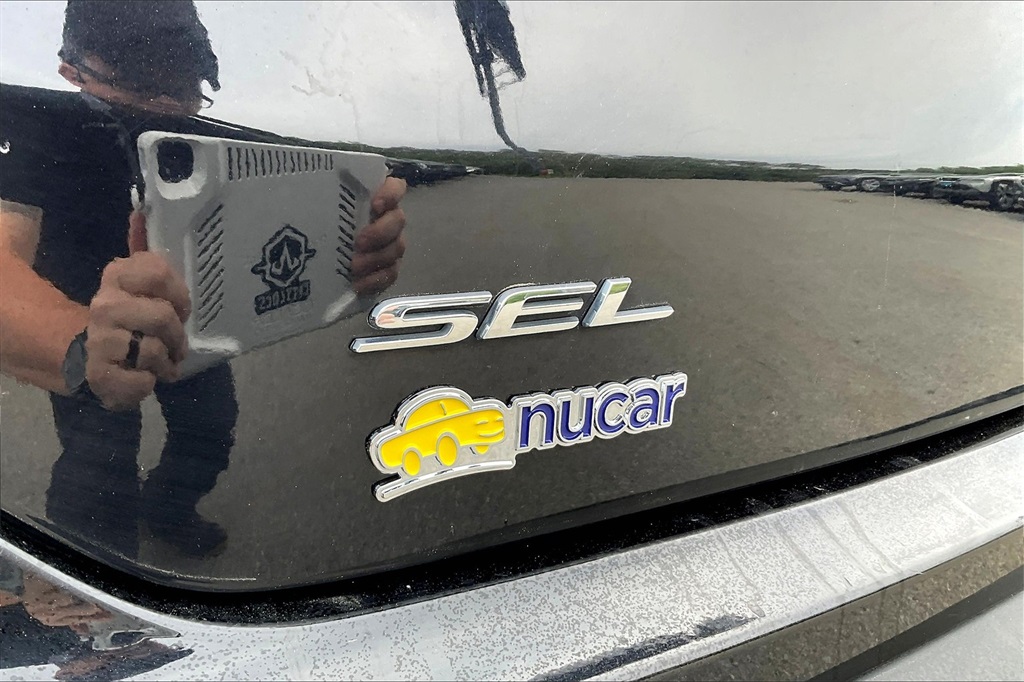 2022 Ford Edge SEL - Photo 27