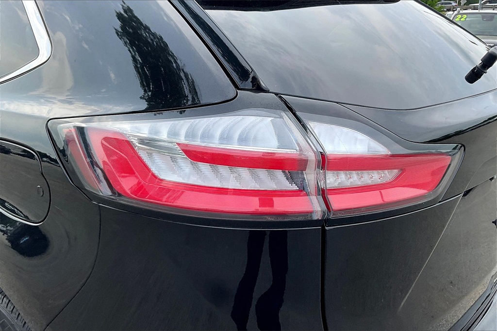 2022 Ford Edge SEL - Photo 31